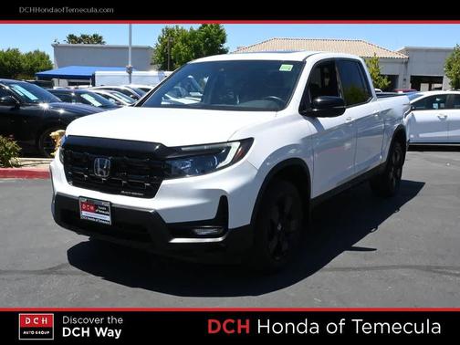 Platinum White Pearl 2024 Honda Ridgeline Black
