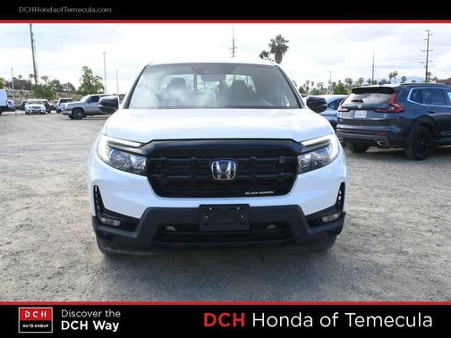 Platinum White Pearl 2024 Honda Ridgeline Black