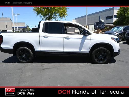 Platinum White Pearl 2024 Honda Ridgeline Black