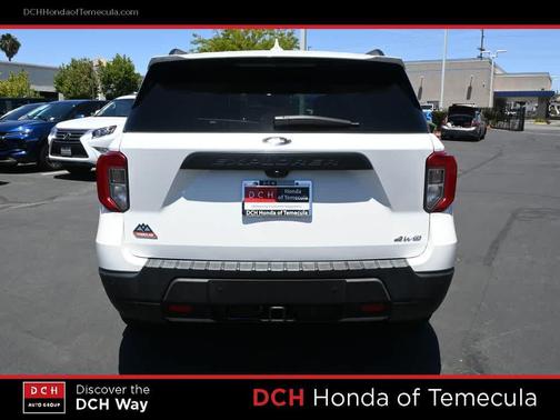 Star White Metallic Tri-Coat 2023 Ford Explorer Timberline