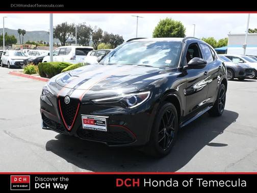 Vulcano Black Metallic 2020 Alfa Romeo Stelvio Ti Sport