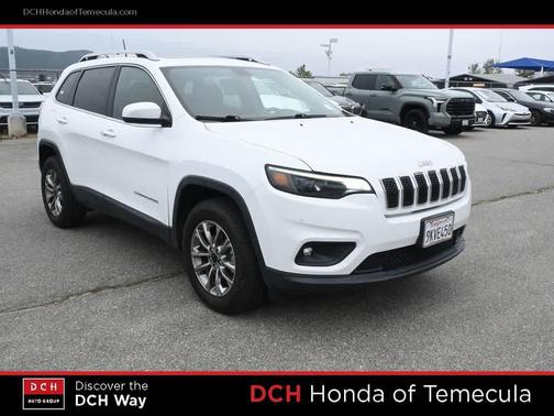 Bright White Clearcoat 2019 Jeep Cherokee Latitude Plus