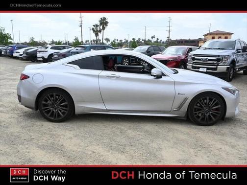 2017 INFINITI Q60 3.0t Red Sport 400