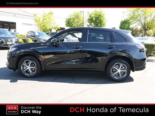 Crystal Black Pearl 2024 Honda HR-V