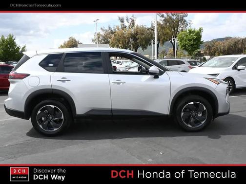 Brilliant Silver Metallic 2025 Nissan Rogue SV