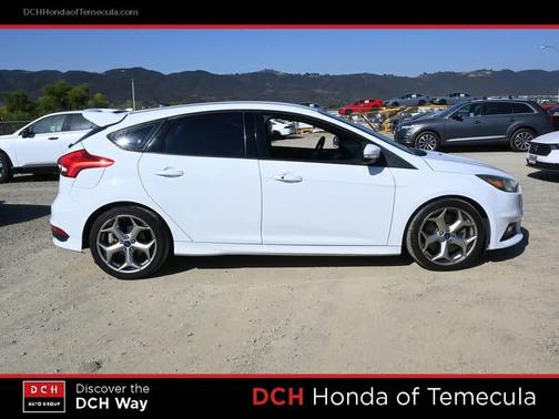 2016 Ford Focus ST ST