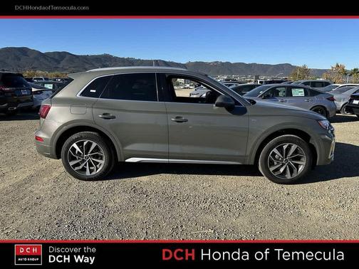 2023 Audi Q5 45 S line Premium Plus