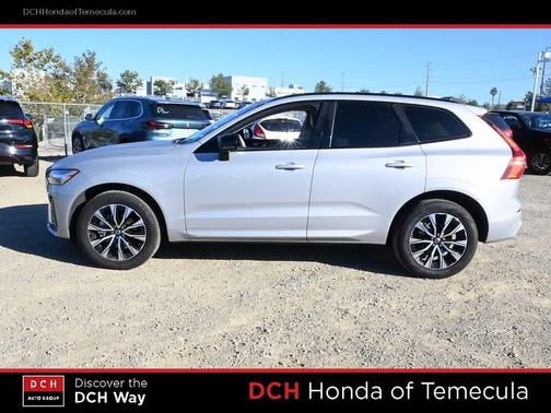 2025 Volvo XC60 B5 Core