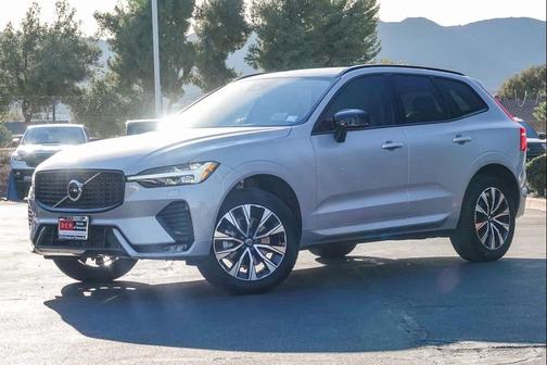 2025 Volvo XC60 B5 Core