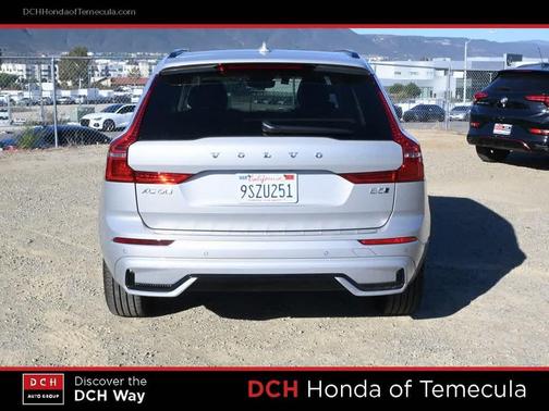 2025 Volvo XC60 B5 Core