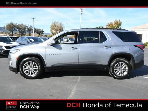 2023 Chevrolet Traverse LT Cloth