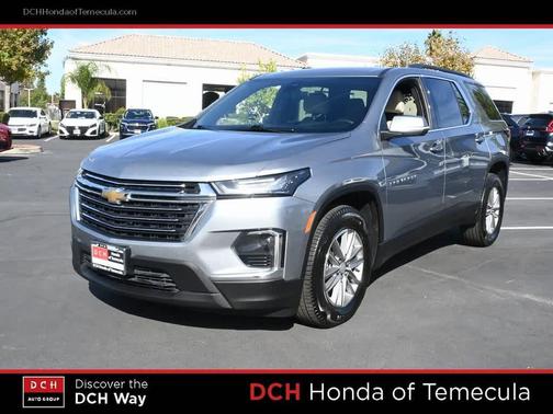 2023 Chevrolet Traverse LT Cloth