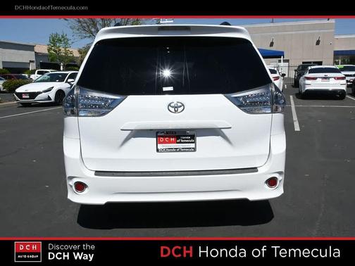 2016 Toyota Sienna SE
