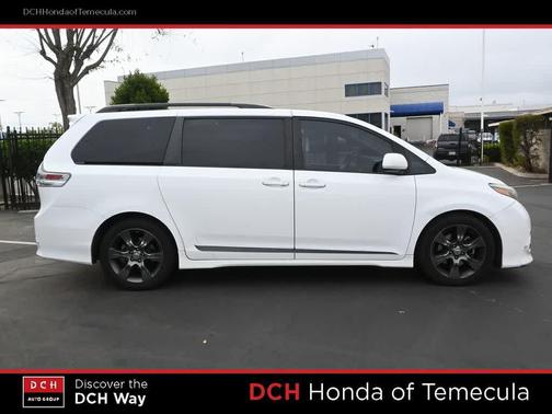 2016 Toyota Sienna SE