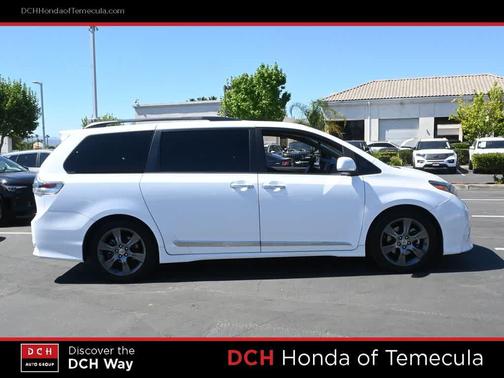 2016 Toyota Sienna SE