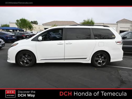 2016 Toyota Sienna SE