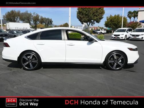 Platinum White Pearl 2024 Honda Accord Hybrid Sport