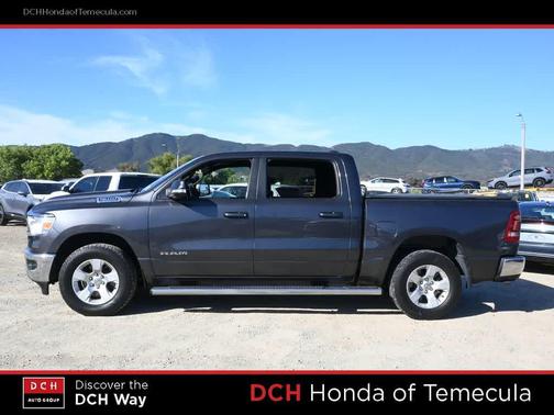 Granite Crystal Metallic Clearcoat 2022 RAM 1500 Big Horn/Lone Star