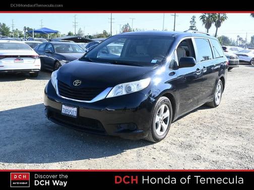 2015 Toyota Sienna LE