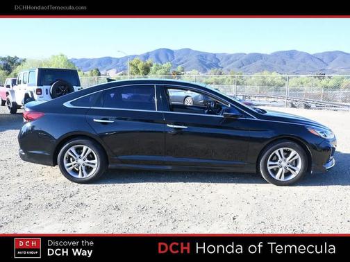 2018 Hyundai SONATA Limited