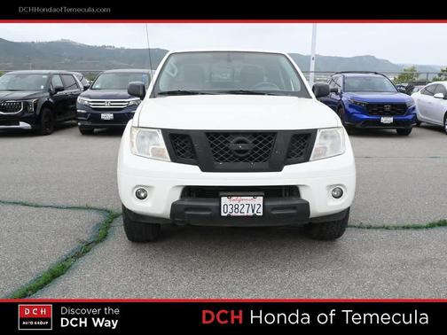 Glacier White 2019 Nissan Frontier SV