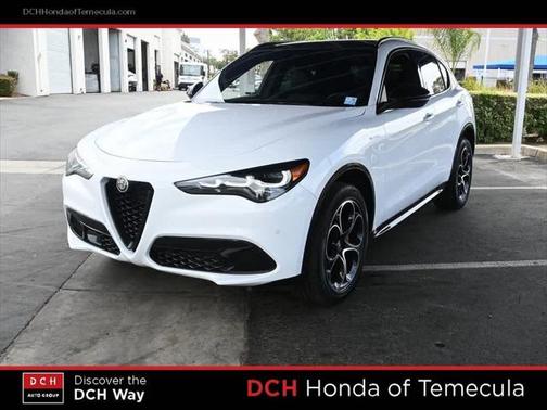 2024 Alfa Romeo Stelvio Veloce AWD