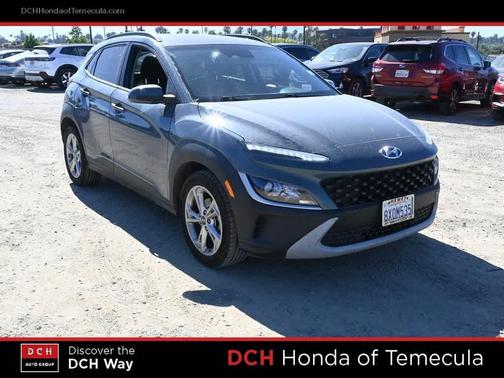 2022 Hyundai KONA SEL
