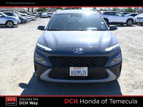 2022 Hyundai KONA SEL