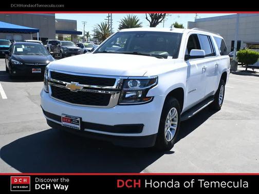Summit White 2019 Chevrolet Suburban LT