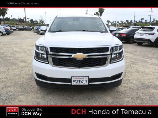 Summit White 2019 Chevrolet Suburban LT