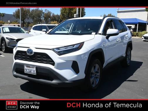 White 2022 Toyota RAV4 Hybrid XLE