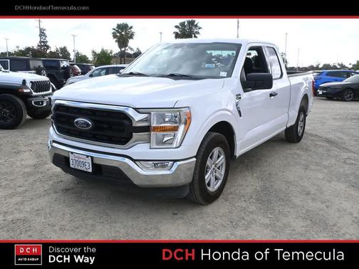 Oxford White 2021 Ford F-150 XLT