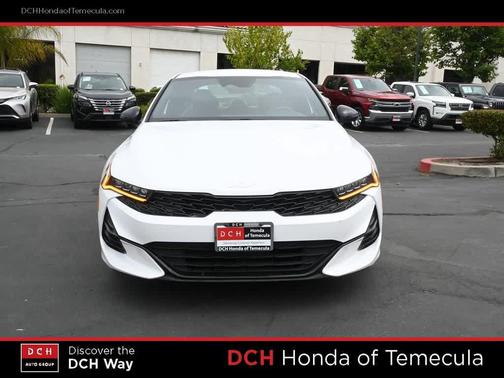 Glacial White Pearl 2022 Kia K5 GT-Line