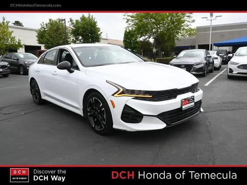 Glacial White Pearl 2022 Kia K5 GT-Line