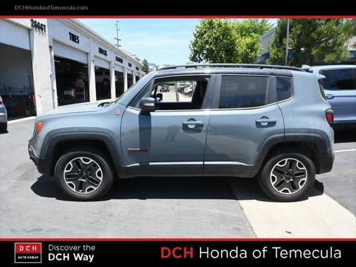 2017 Jeep Renegade Trailhawk