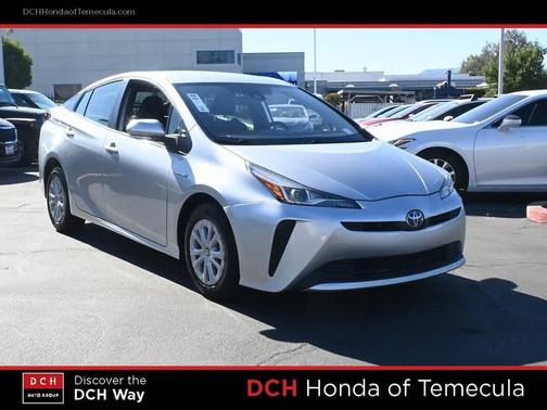 2022 Toyota Prius L