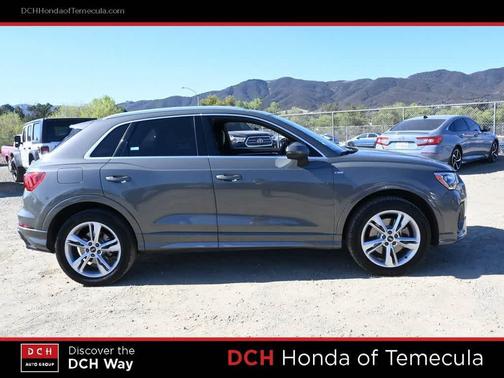 2021 Audi Q3 45 S line Premium