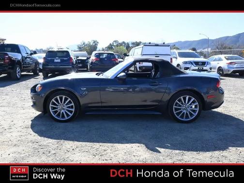 2019 FIAT 124 Spider Base