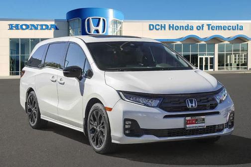 Platinum White Pearl 2026 Honda Odyssey Sport-L