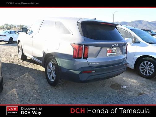 2023 Kia Sorento LX