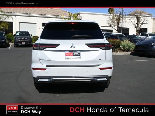 2025 Mitsubishi Outlander SE 2.5 2WD