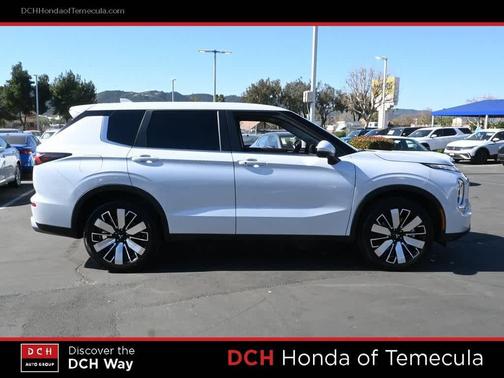 2025 Mitsubishi Outlander SE 2.5 2WD