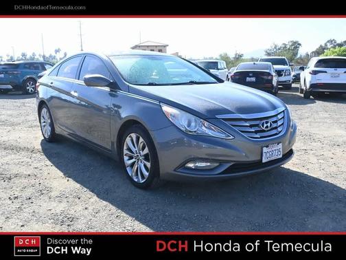 2013 Hyundai SONATA SE