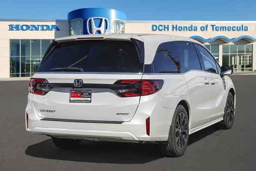 Platinum White Pearl 2026 Honda Odyssey Sport-L