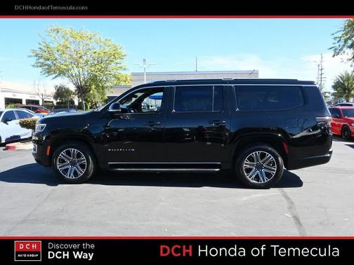 2024 Jeep Wagoneer L Series II 4x2