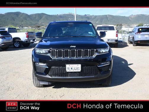 Diamond Black Crystal Pearlcoat 2024 Jeep Grand Cherokee Limited