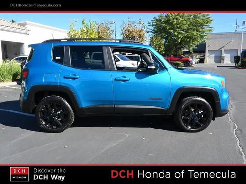 Bikini Metallic Clearcoat 2022 Jeep Renegade Altitude