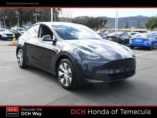 2024 Tesla Model Y RWD