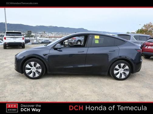 2024 Tesla Model Y RWD