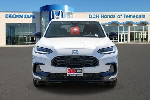 Platinum White Pearl 2026 Honda HR-V AWD Sport